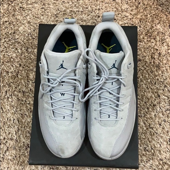 Air Jordan 12 Retro - Picture 2 of 3